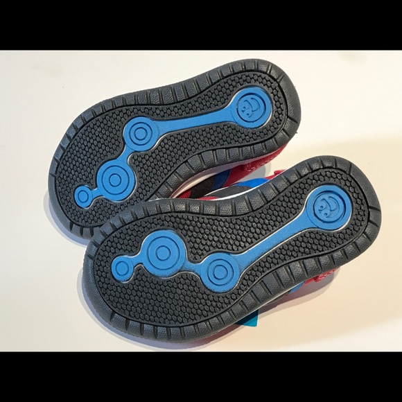 Surprize by Stride Rite

Beautiful Red shoes
Size6 - Picture 4 of 4